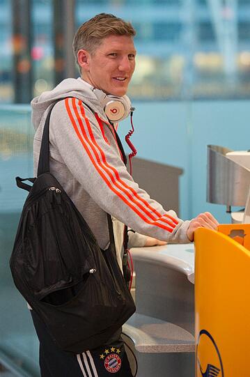 Der FC Bayern vor dem Abflug ins Trainingslager nach Doha.