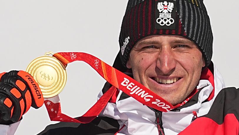 Der Österreicher Matthias Mayer holte olympisches Gold im Super-G. Der Österreicher Matthias Mayer holte olympisches Gold im Super-G.