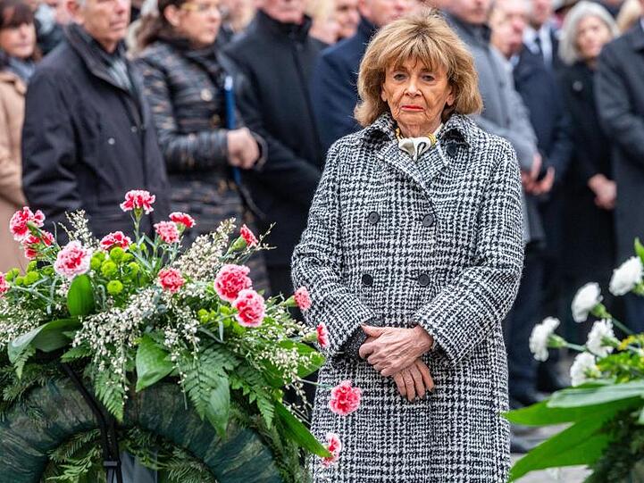 Charlotte Knobloch nimmt an einem Gedenkakt für die Opfer des Nationalsozialismus teil. Foto: Armin Weigel/dpa/Archivbild
