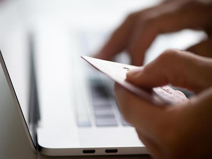 Banken müssen die Vorgaben der europäischen Zahlungsdiensterichtlinie ("Payment Service Directive") seit dem 14. September umsetzen.