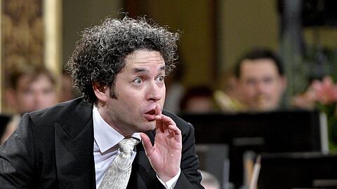 Gustavo Dudamel als Dirigent der Wiener Philharmoniker, hier beim Neujahrskonzert von 2017
