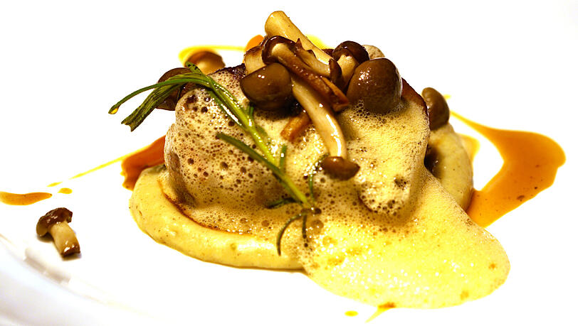 4. Gang: Rinderfilet mit Pappelpilzen. 4. Gang: Rinderfilet mit Pappelpilzen.