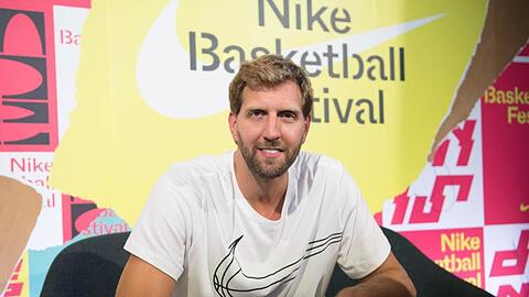 Dirk Nowitzki fühlt sich in der Rolle des Motivators nicht wohl.
