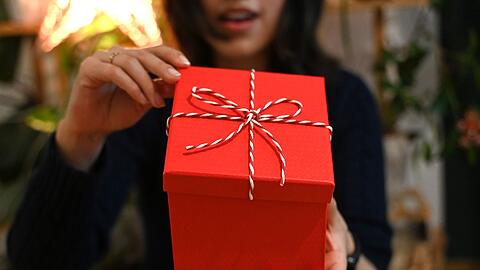 Ich schenk’ mir was: neuer Geschenke-Trend zum Fest