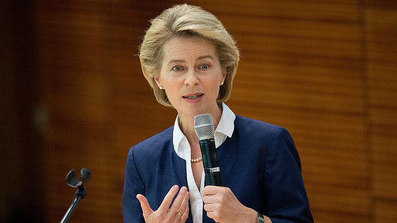 Nach dem Fall des rechtsextremen Oberleutnants Franco A. ließ Ministerin von der Leyen alle Kasernen nach Andenken an die Wehrmacht durchsuchen.