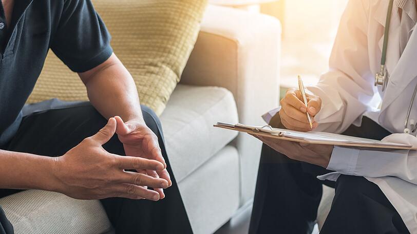 Keine Angst vor einer Therapie. Eine gezielte Behandlung kann schon bei den ersten Anzeichen helfen. Keine Angst vor einer Therapie. Eine gezielte Behandlung kann schon bei den ersten Anzeichen helfen.