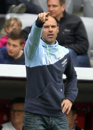 DER BUHMANN: Trainer Alex Schmidt