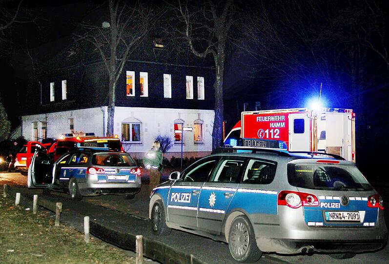 Tragischer Unfall in Hamm: Eine Familie ist in Hamm von einer defekten Heizung vergiftet worden. Dabei sind zwei Menschen ums Leben gekommen. Die Bilder.
