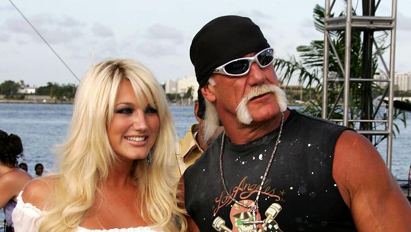 Brooke Hogan erinnert anl&auml;sslich seines ersten Todestags an ihren Vater Hulk Hogan.