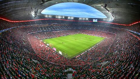 Die Allianz Arena in Vor-Corona-Zeiten: 75.000 Fans im Stadion.