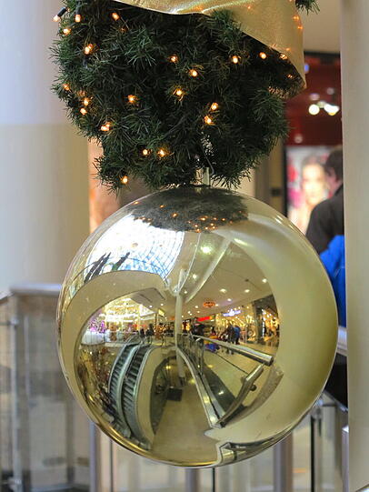So schön schaut das sanierte, vorweihnachtliche Perlacher Einkaufszentrum PEP aus.