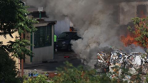 Bei der Explosion sollen mehrere Rettungskräfte verletzt worden sein.