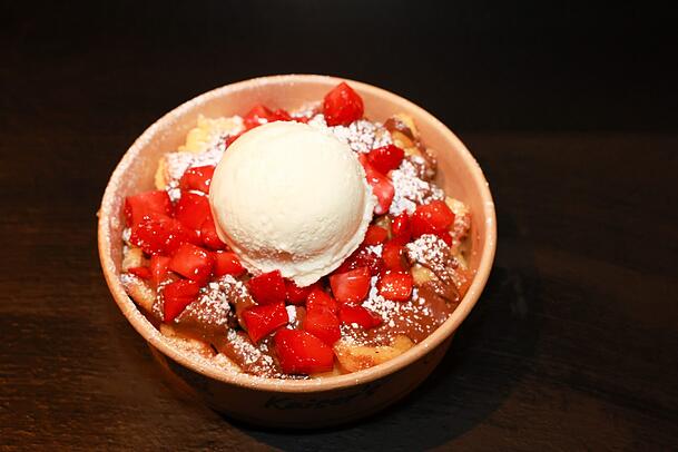 Den Kaiserschmarrn gibt es in 18 verschiedenen Variationen. Den Kaiserschmarrn gibt es in 18 verschiedenen Variationen.