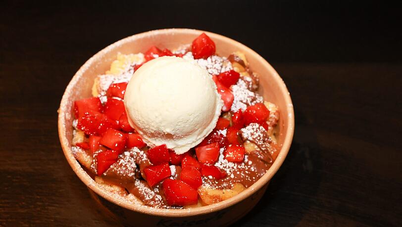 Den Kaiserschmarrn gibt es in 18 verschiedenen Variationen. Den Kaiserschmarrn gibt es in 18 verschiedenen Variationen.