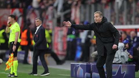 Nicht zufrieden mit dem Auftritt seiner Mannschaft: Leverkusens Trainer Kasper Hjulmand.