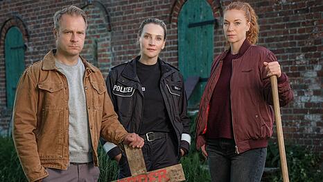 Hauke Jacobs (Hinnerk Sch&ouml;nemann), Hannah Wagner (Jana Klinge, Mitte) und Jule Christiansen (Marleen Lohse) ermitteln in zwei neuen F&auml;llen. Und es wird, wie soll es anders sein, m&ouml;rderisch!