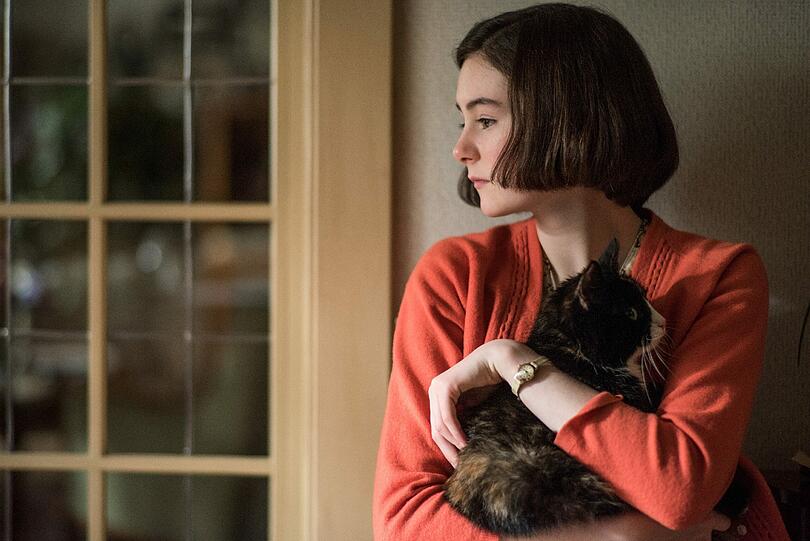 Ein leicht kratzbürstiges junges Mädchen: Lea van Acken als Anne Frank in Hans Steinbichlers Film.