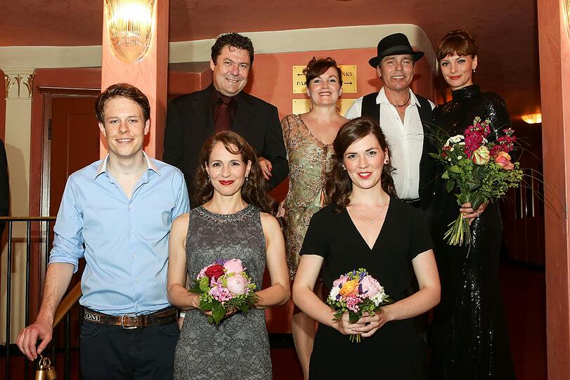 David Adelhoch, Francesco Russo, Christine Kättner, Simone Pfennig, Judith Wilhelmy, Jacques Breuer und Viola Wedekind
