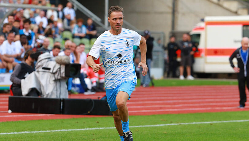 Harald Cerny spielte von 1995 bis 2007 für den TSV 1860 München. Hier beim Legendenspiel gegen den FC Bayern, für den er am Anfang seiner Karriere kickte.