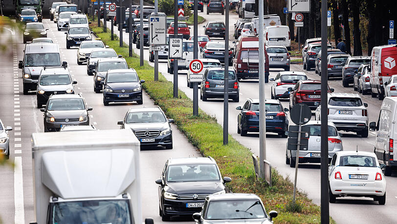 -berraschende-Kehrtwende-Stadt-hebt-Tempo-30-auf-der-Landshuter-Allee-auf-aber-wie-lange-