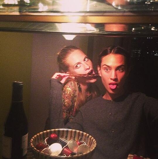 Zwei Britinnen in New York: Poppy Delevingne und Alexa Chung.