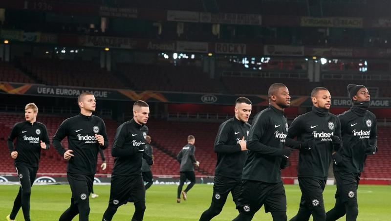 Die Spieler von Eintracht Frankfurt stehen beim FC Arsenal unter Erfolgsdruck. Die Spieler von Eintracht Frankfurt stehen beim FC Arsenal unter Erfolgsdruck.