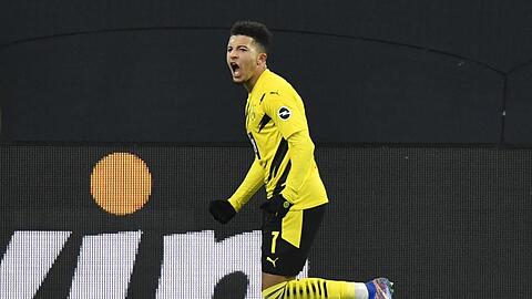 Dortmunds Jadon Sancho bejubelt sein Tor zum 2:0.