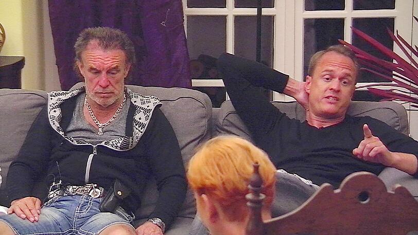 Die Diskussion nach der Nominierung geht immer weiter. Alexander Posth (r.) tut offen seine Meinung kund.