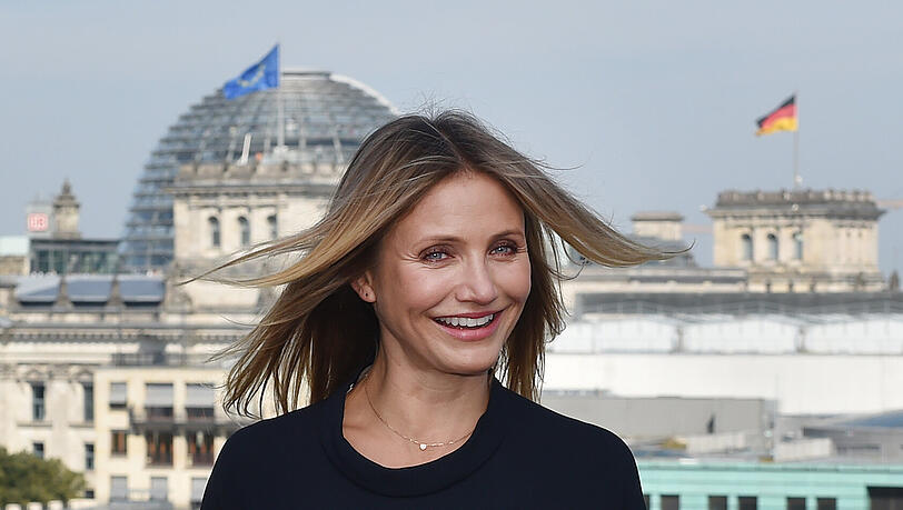 Cameron Diaz: "Ein Baby - das heißt den ganzen Tag, jeden Tag, 18 Jahre lang. Keine Kinder zu haben macht das Leben wirklich ein bisschen einfacher, aber das bedeutet nicht, dass es die Entscheidung leichter macht. Ich habe einen großen Beschützerinstinkt, aber ich habe mich nie dazu berufen gefühlt, Mutter zu werden." Cameron Diaz: "Ein Baby - das heißt den ganzen Tag, jeden Tag, 18 Jahre lang. Keine Kinder zu haben macht das Leben wirklich ein bisschen einfacher, aber das bedeutet nicht, dass es die Entscheidung leichter macht. Ich habe einen großen Beschützerinstinkt, aber ich habe mich nie dazu berufen gefühlt, Mutter zu werden."