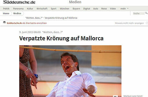 Die "Süddeutsche" schreibt fast schon bedauernd: "Es hätte alles so schön werden können. Markus Lanz steigt vor malerischer Kulisse auf Mallorca vom Kronprinzen zum König auf. Doch erst springen dem "Wetten, dass..?"-Moderator die Gäste ab - und dann versemmelt er seine eigene Inthronisierung."