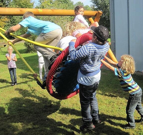 Auf dem Außengelände vom SBZ können sich die Kids richtig austoben.