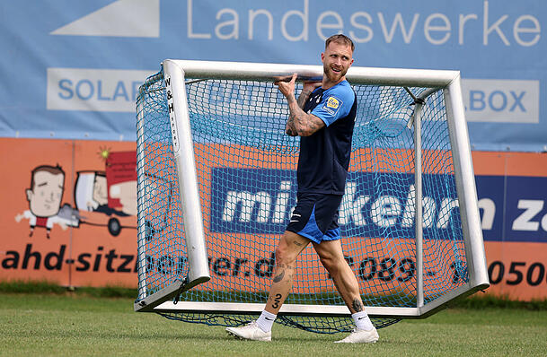 Tim Rieder muss sich nach seiner Verletzung zurück ins Team kämpfen. Tim Rieder muss sich nach seiner Verletzung zurück ins Team kämpfen.