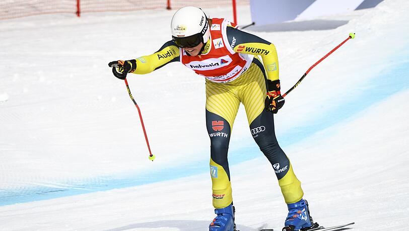 Florian Wilmsmann aus Deutschland reagiert, als er die Ziellinie überquert.