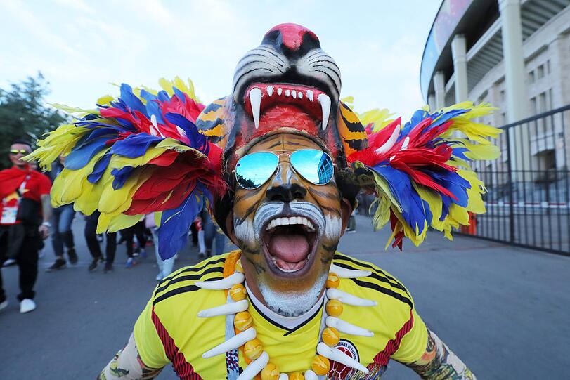 Bunt und lebendig: Fußball-Fans aus aller Herren Länder bevölkern während der WM die russischen Städte.
