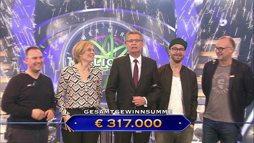Diese Summe kann sich sehen lassen: Die Promis erspielten 317.000 Euro für den guten Zweck!