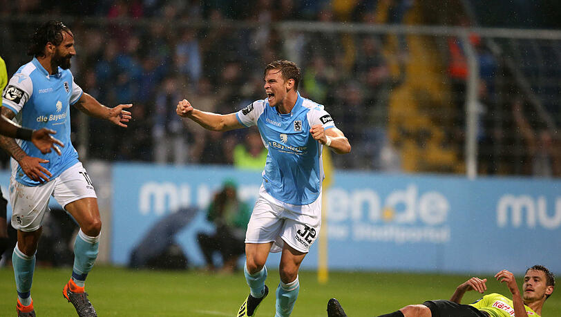 Simon Lorenz bejubelt den Treffer zum 1:0 für den TSV 1860. Simon Lorenz bejubelt den Treffer zum 1:0 für den TSV 1860.