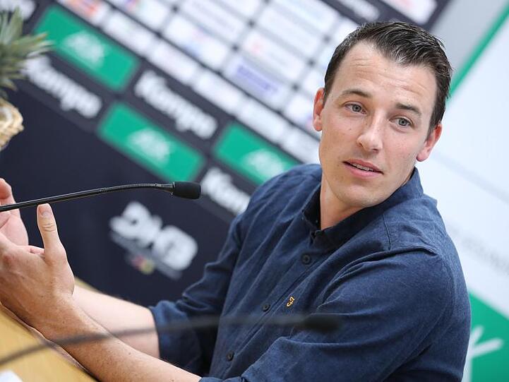 Der frühere Handball-Weltmeister Dominik Klein fordert Unterstützung für den Bundestrainer.