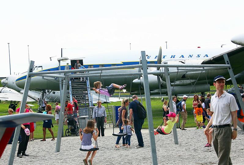 20.000 Besucher strömten ins Erdinger Moos. Die Bilder vom Airport-Day am Flughafen.