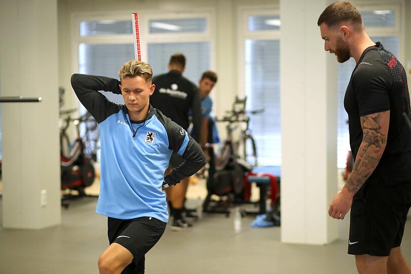 Wer war im Urlaub fleißig - und wer hat das Training schleifen lassen? Am Montag haben die Löwen nach der Sommerpause den obligatorischen Leistungscheck absolviert.