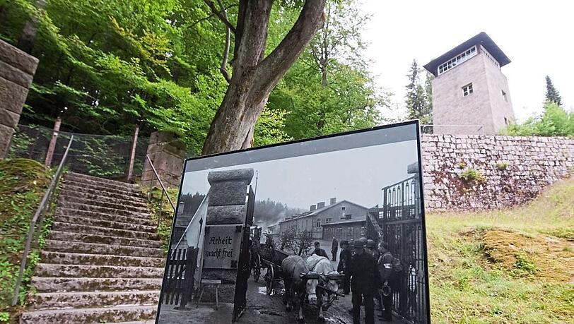 Eine Hinweistafel auf dem Gelände der KZ-Gedenkstätte Flossenbürg in der Oberpfalz.