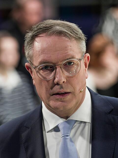 "Ich erwarte eine ganz klare Positionierung von CDU und CSU", sagt SPD-Ministerpr&auml;sident Alexander Schweitzer. (Archivbild)