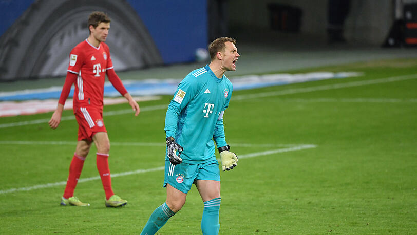 Manuel Neuer musste gegen Gladbach erneut hinter sich greifen.
