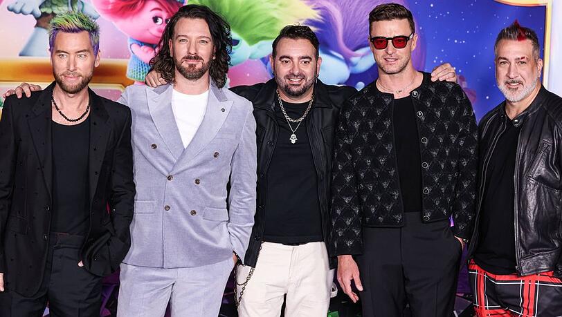 *NSYNC haben wieder gemeinsam gesungen.