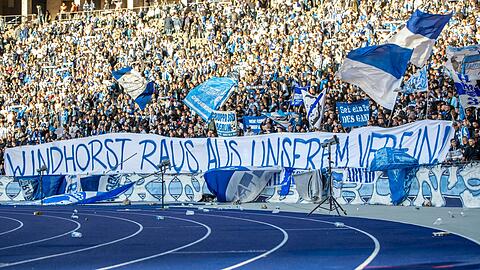 Ein Teil der Hertha-Fans positionierte sich klar gegen Lars Windhorst.