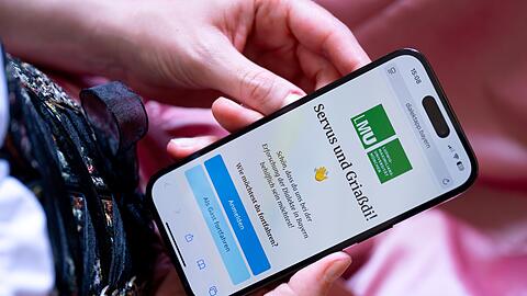 Wissenschaftler der LMU erforschen, wie sich Dialekte entwickeln. Dabei setzen sie auch auf eine App und auf die Mithilfe der Menschen. (Illustration)