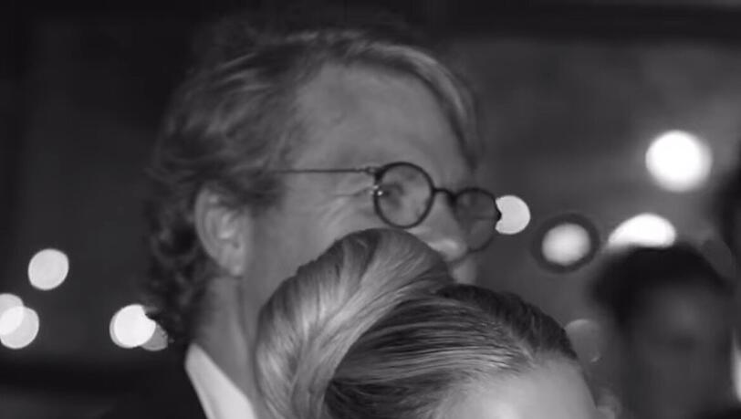 Sylvie Meis tanzt innig mit Wim Beelen auf der Hochzeit von Emi Arpa. Sylvie Meis tanzt innig mit Wim Beelen auf der Hochzeit von Emi Arpa.