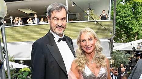 Markus S&ouml;der und seine Ehefrau Karin halten ihre Ehe meistens privat.