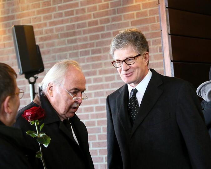 Trauer um Dieter Hildebrandt - Bilder von der Trauerfeier.