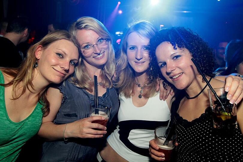 "Club Bizarre Police Academy Sex" im Parkcafé