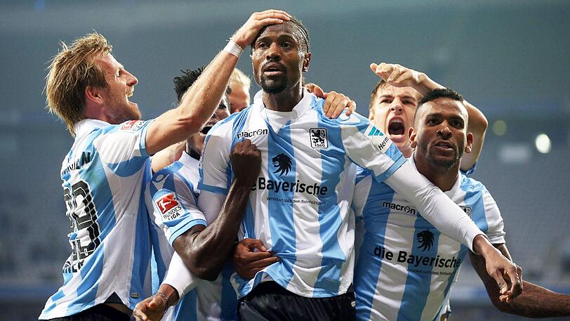Stieg mit dem TSV 1860 aus der 2. Liga ab: Abdoulaye Ba (Mi.)